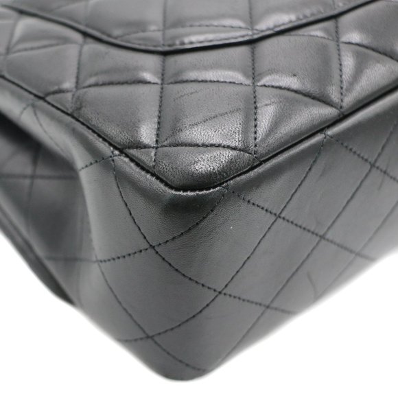 CHANEL Jumbo Lambskin Black Classic Flap Bag - Picture 9 of 16